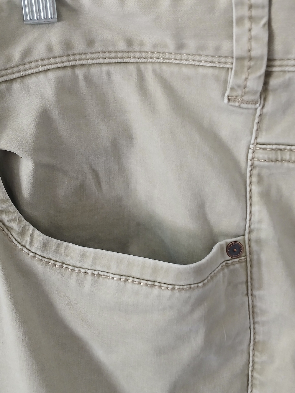 Tommy Bahama Men's Size 48 x 30 Boracay Chino 5 Pocket Flat Front Khaki Pants - Picture 7 of 15